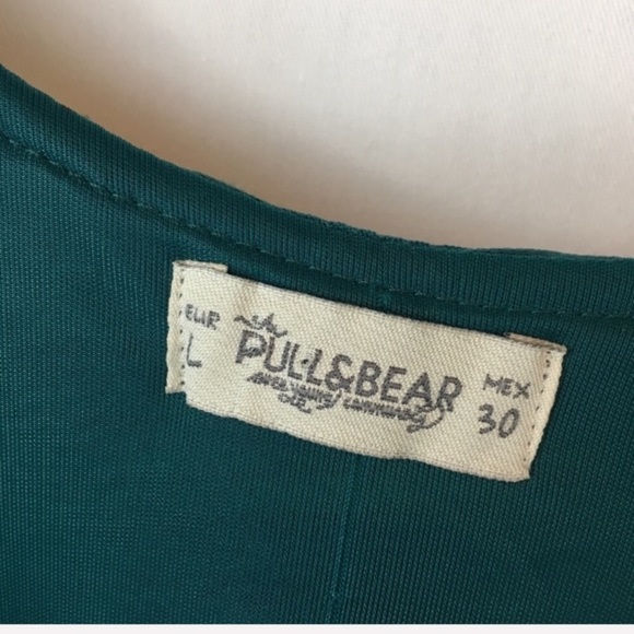 ✨5 FOR $25✨ Pull&Bear Green Textured Bodycon Dress - Picture 6 of 8